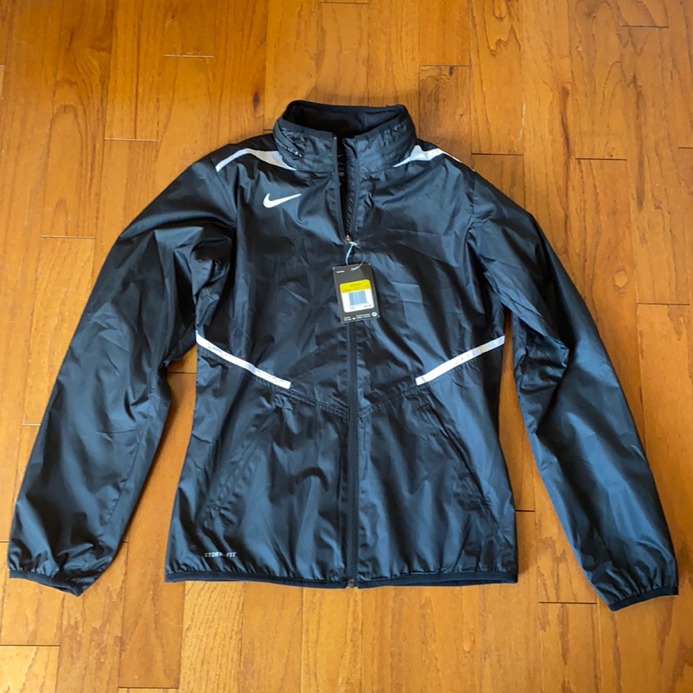 NWT Nike Storm-Fit Rain Jacket / Size Small